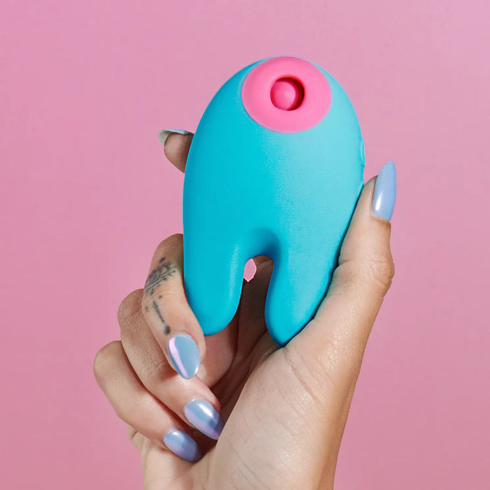Our iconic massager with suction + vibration